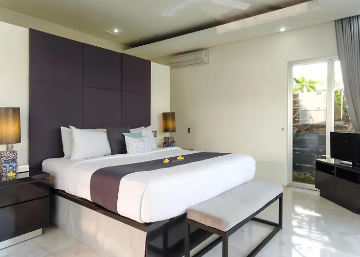 Suluban Cliff Bali Villa Uluwatu (Bali)