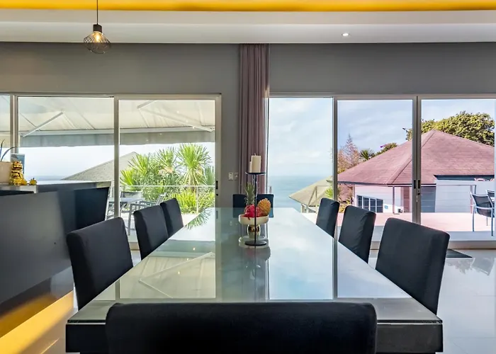 Suluban Cliff Bali Villa Uluwatu (Bali)