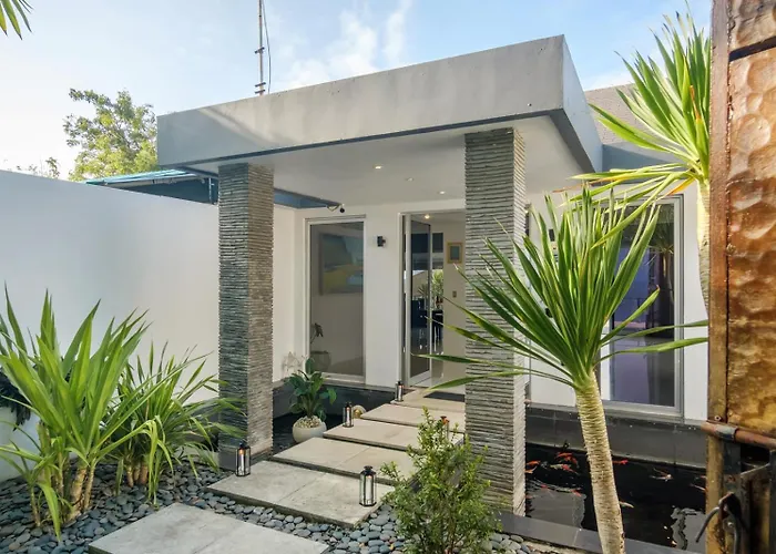 Suluban Cliff Bali Villa Uluwatu (Bali)